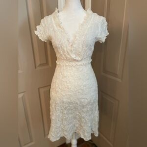 Adrianna Papell white stretch cotton fit & flare v-neck shortsleeved dress. Sz 6